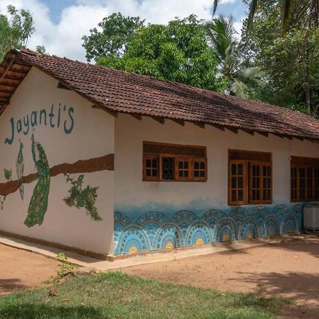 Jayanti'S Hotel Sigiriya Exterior photo